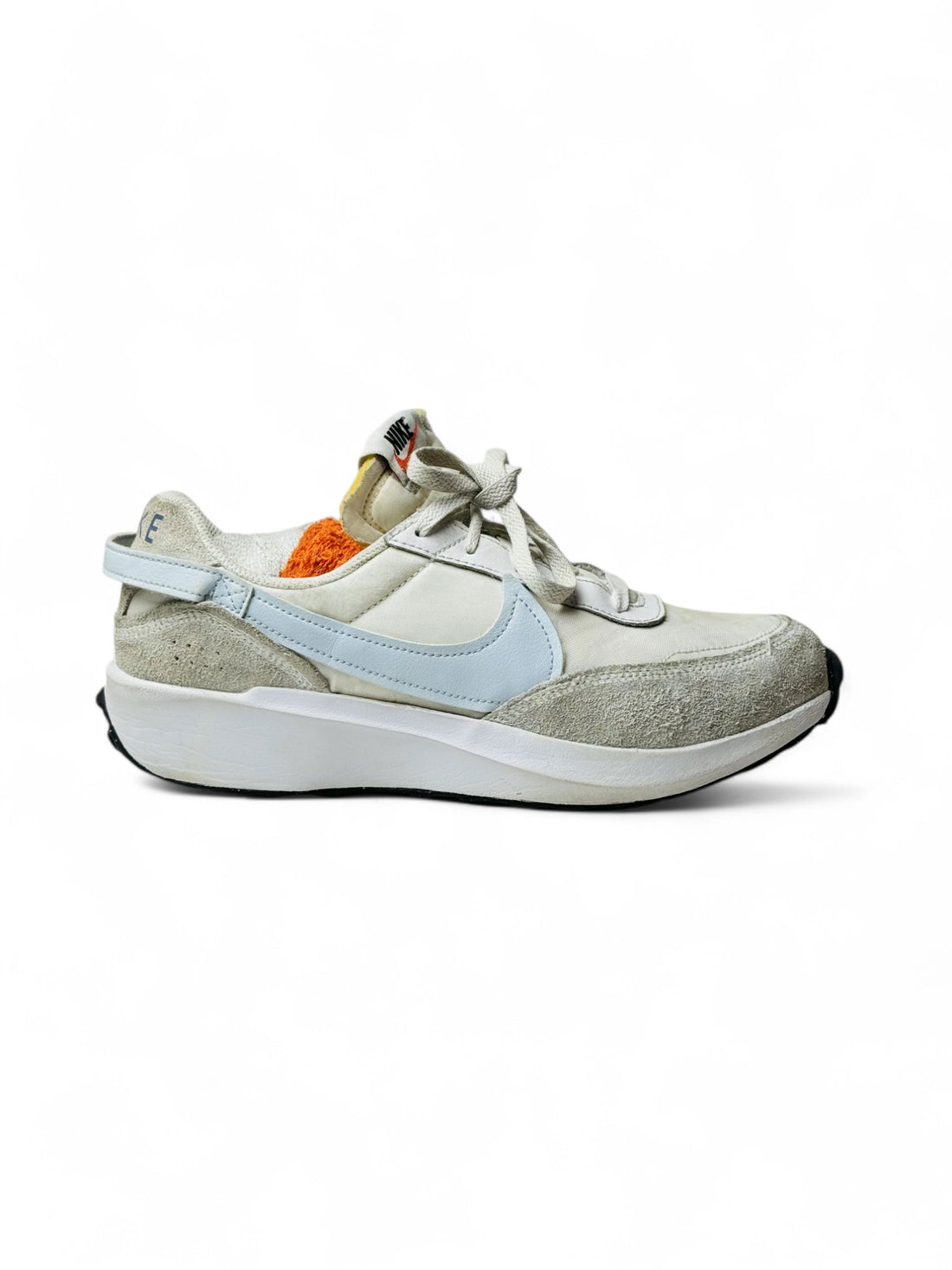 NIKE ( EUR 41 UK 7 )