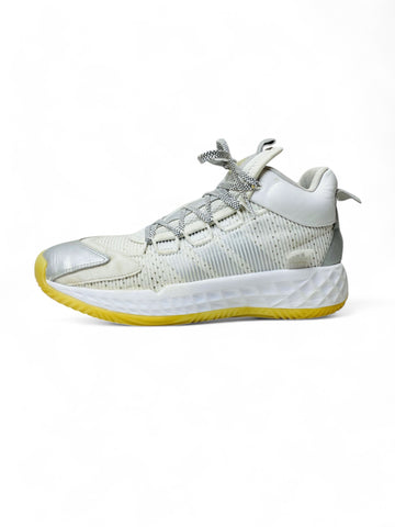 Adidas Pro BOOST Mid Basketball Shoes ( EUR 42 UK 8 )