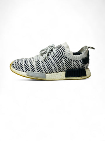 ADIDAS BOOST NMD R1 ( EUR 44 UK 9.5 )