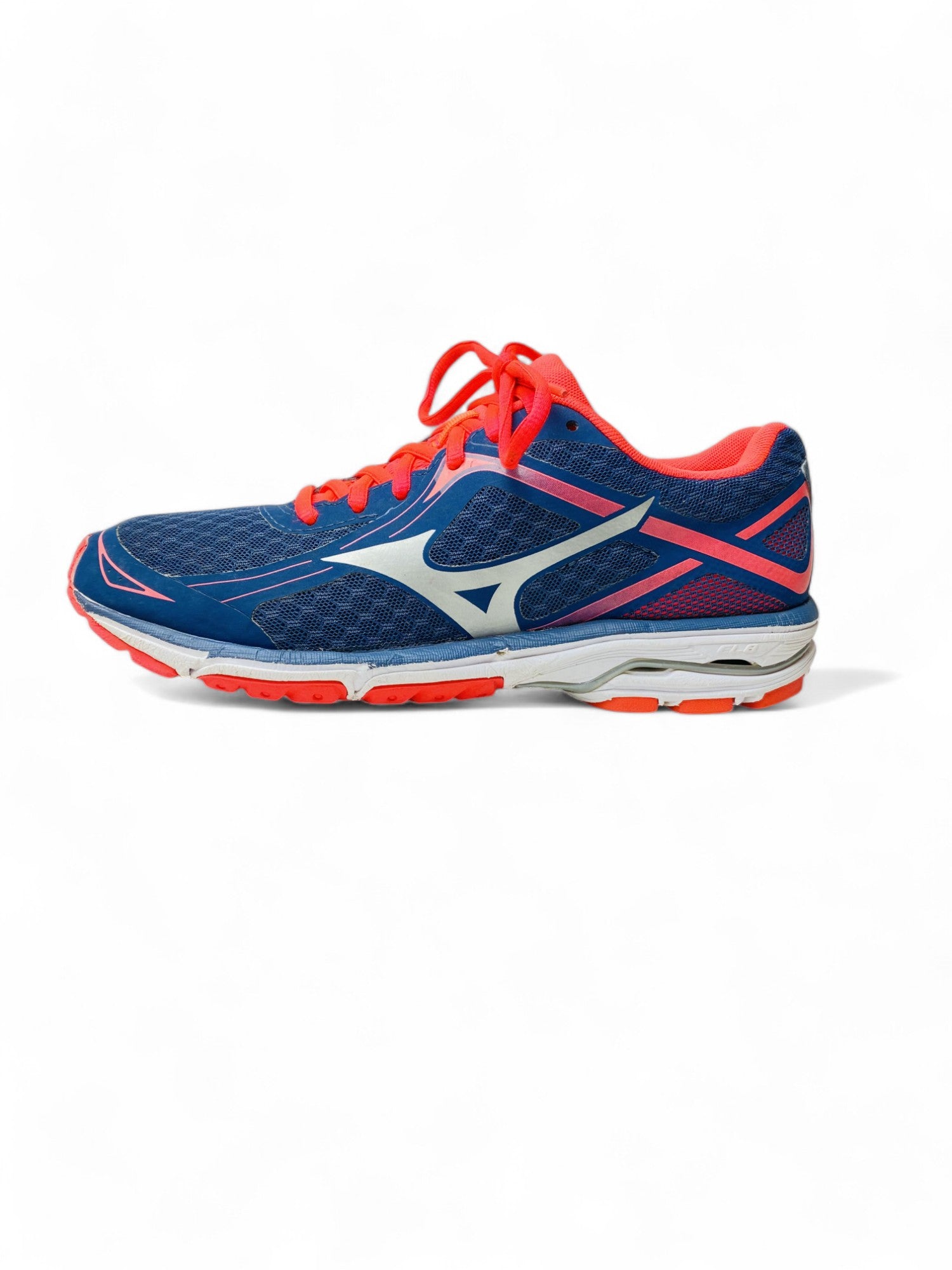 Mizuno Wave Unitus 3 Shoes ( EUR 40 UK 6.5 )