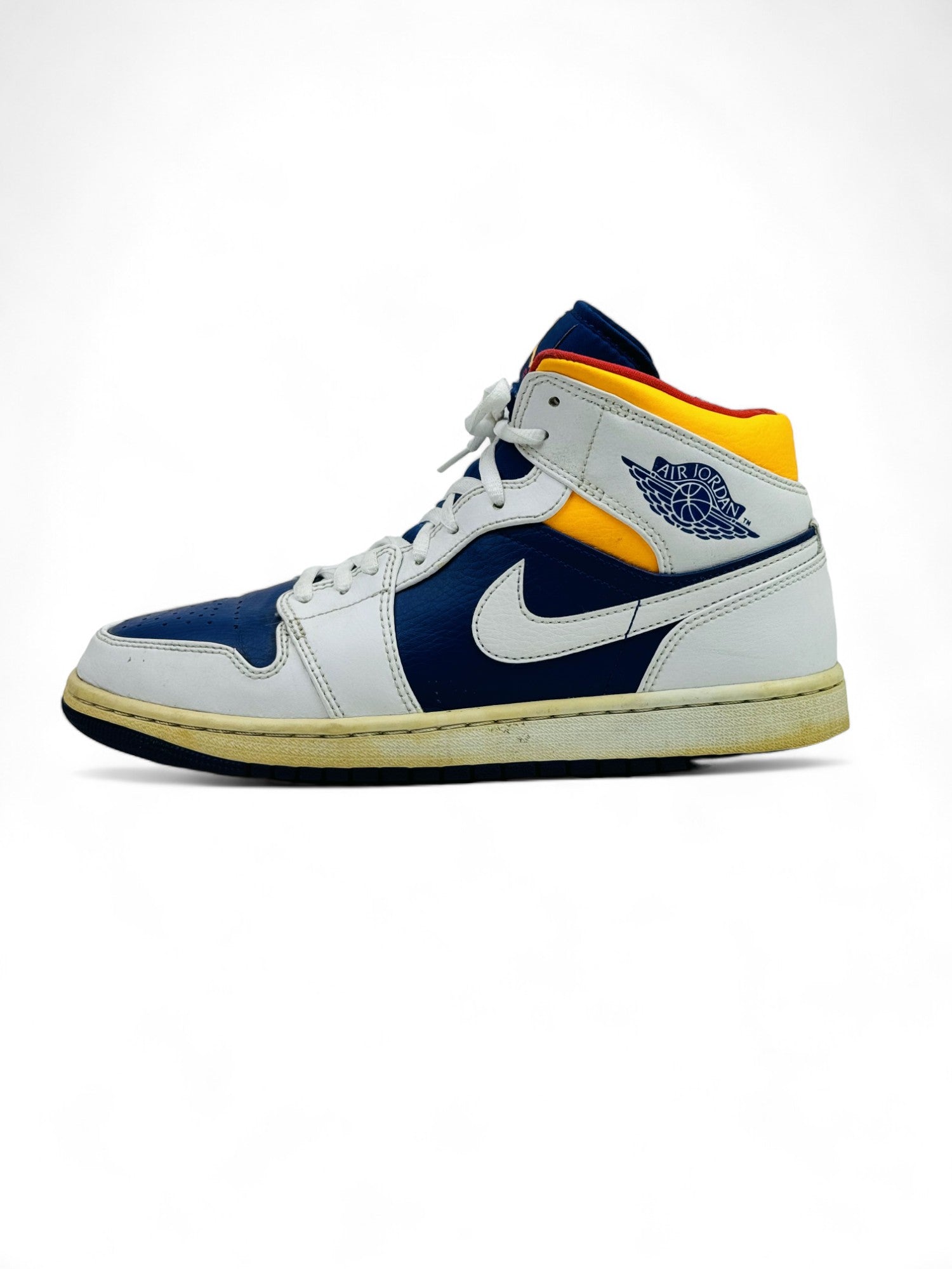 Nike Air Jordan 1 Mid Men (UK 8 EUR 42)