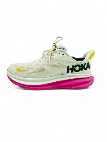 Hoka one one Clifton 9  ( EUR 39.5 UK 6 )