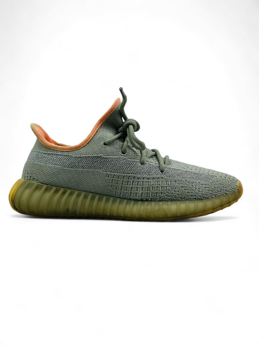 adidas Yeezy Boost 350 V2 (UK 9 EUR 43)