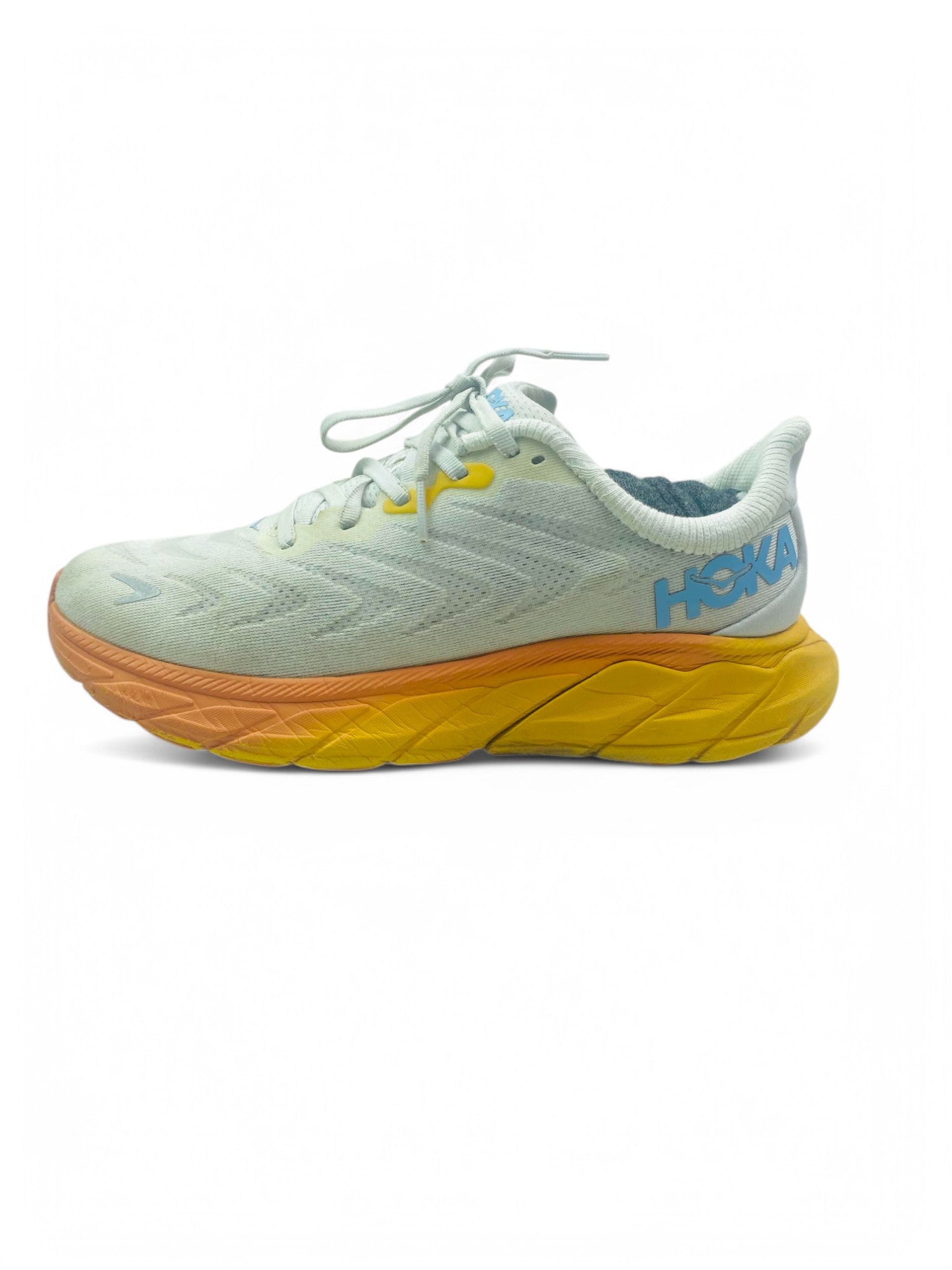 HOKA SIZE ( EUR 40.5 UK 7 ) ONE ONE ARAHI 6