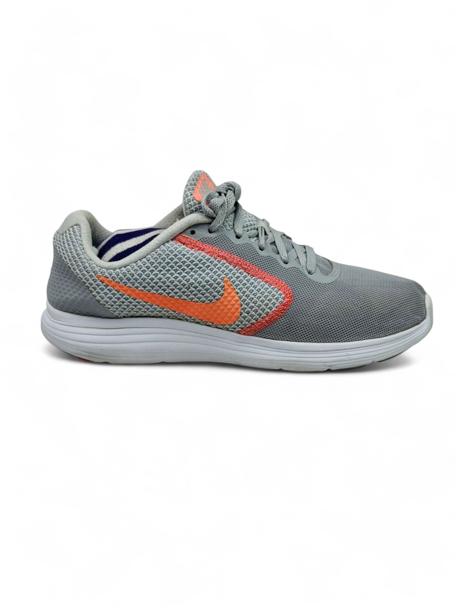 Nike Revolution 3 ( EUR 40.5 UK 6.5 )