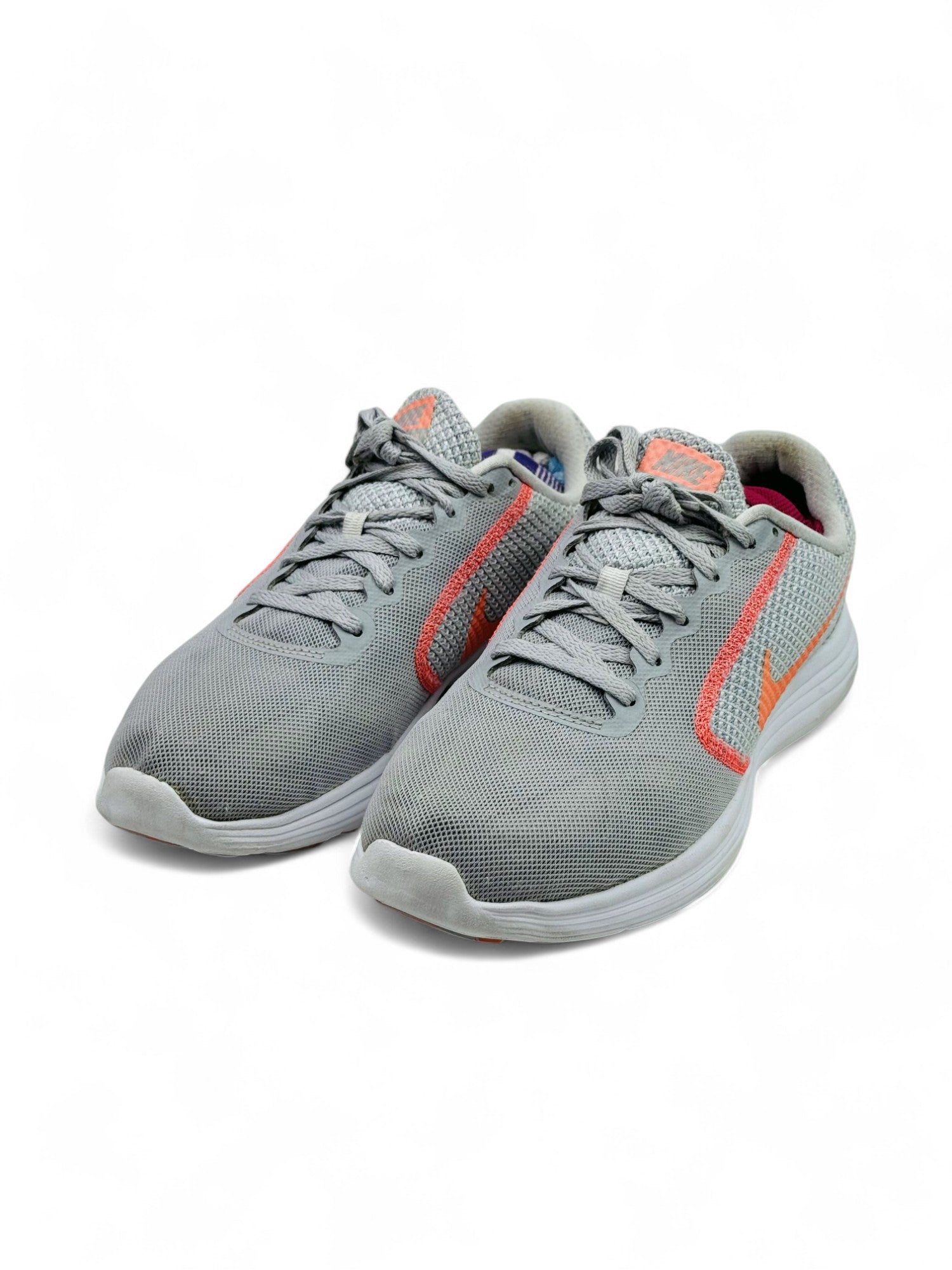 Nike Revolution 3 ( EUR 40.5 UK 6.5 )