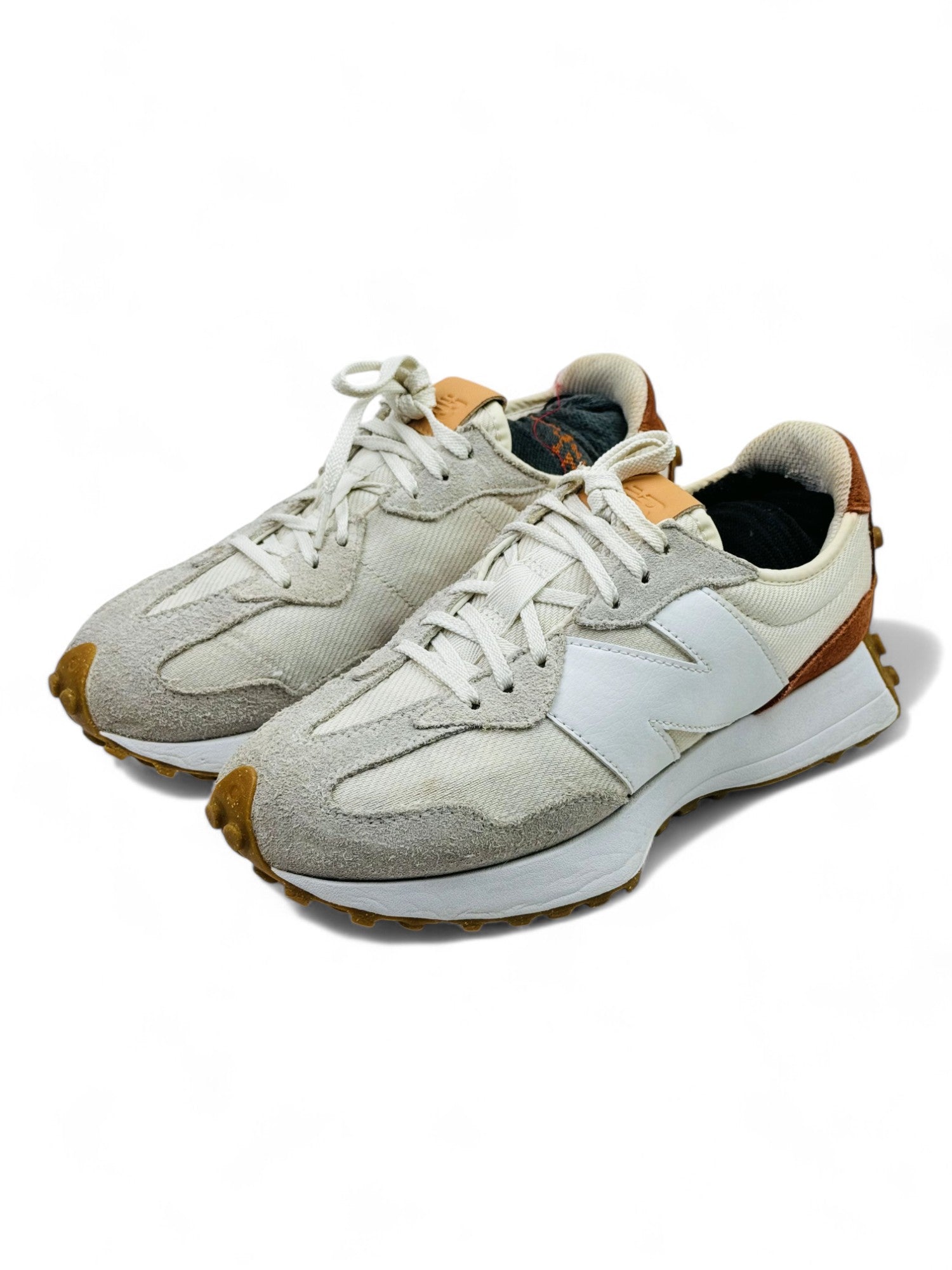 New Balance 327  ( EUR 40 UK 6.5 )