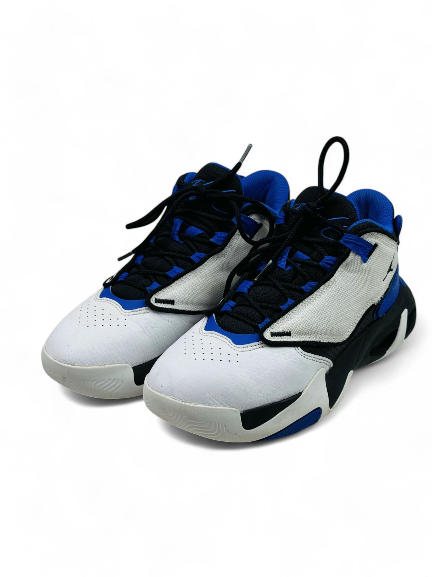 Jordan Max Aura 4 ( EUR 41 UK 7 )