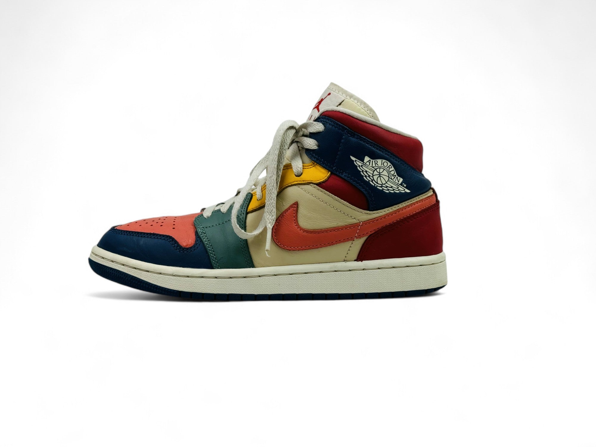 Air Jordan 1 Mid ( uk 6 EUR 39 )