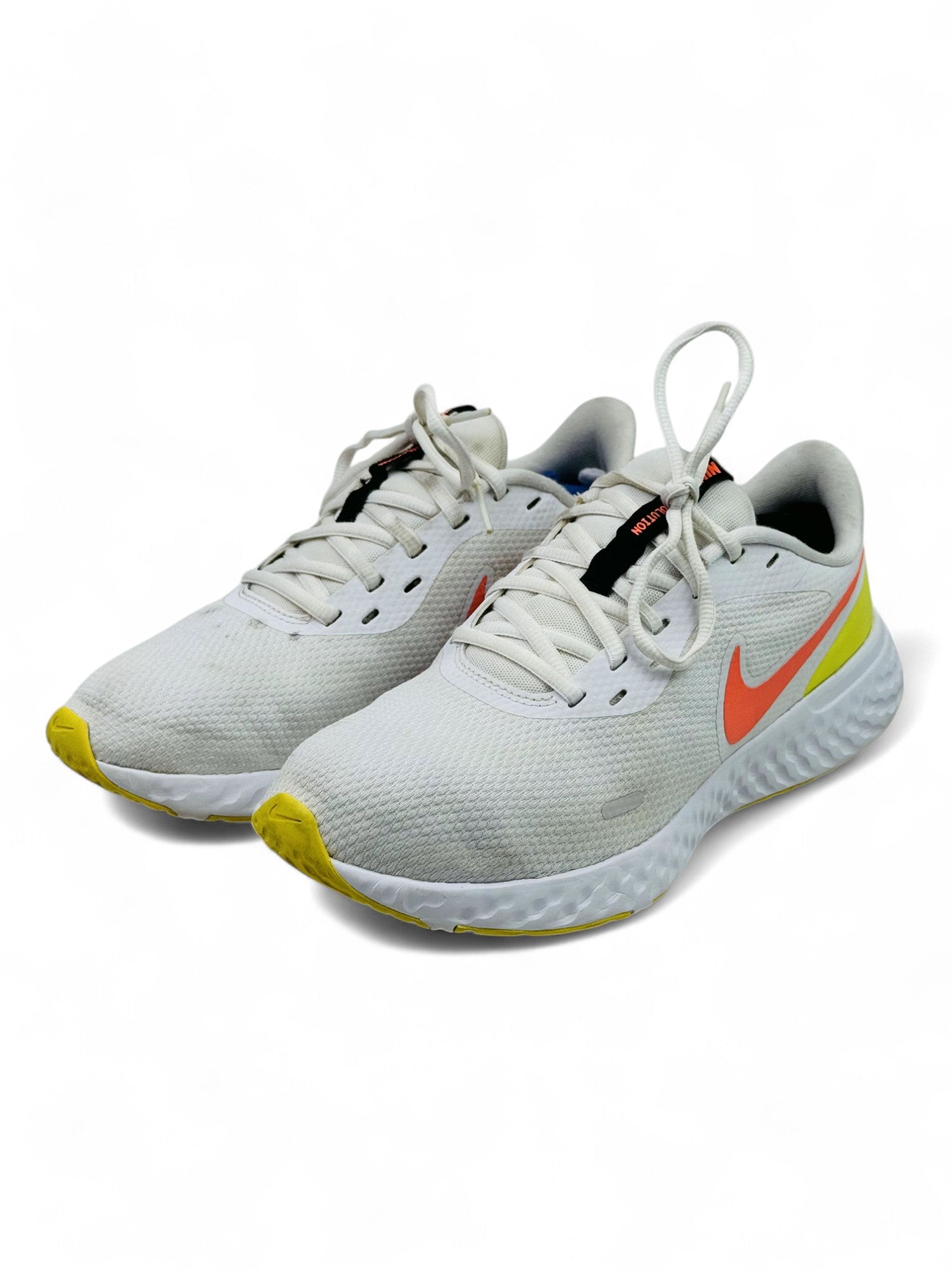 NIKE REVOLUTION 5 ( EUR 41 UK 7 )