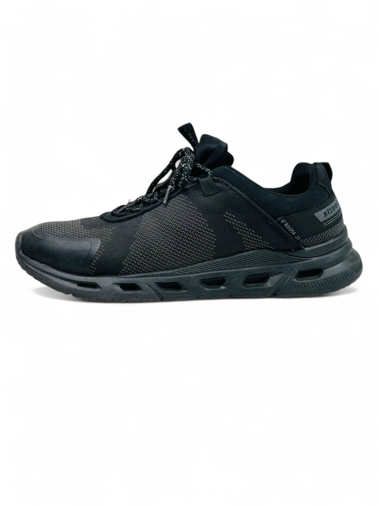 On Cloudnova X Black | Eclipse  (UK 12.5 EUR 47.5 )