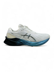 ASICS Novablast 2 (UK 12 EUR 47)