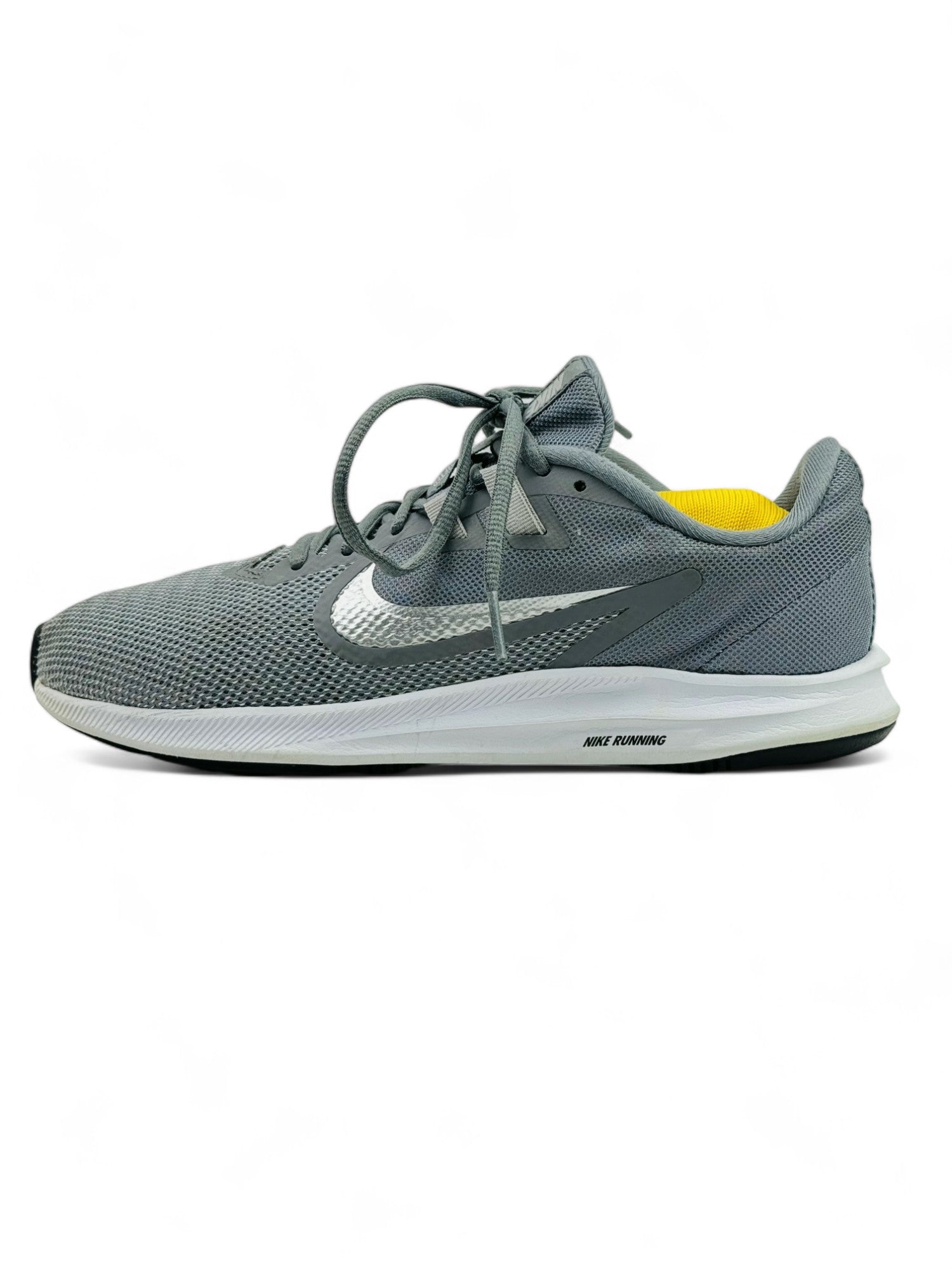 Nike Downshifter 9 (UK 6 EUR 40)